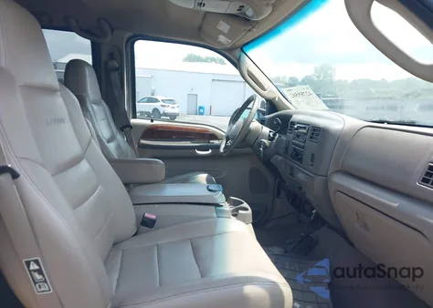 2003 Ford F-250 Lariat/Xl/Xlt z USA, uszkodzony, nr VIN 1FTNW21LX3EC64584